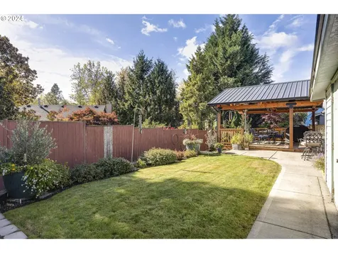 1750 NE Coburn Drive Mcminnville OR 97128
