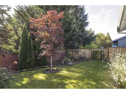 1750 NE Coburn Drive Mcminnville OR 97128