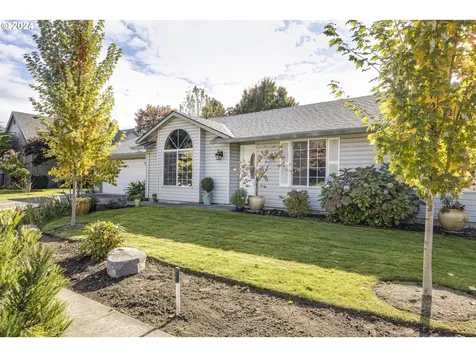 1750 NE Coburn Drive Mcminnville OR 97128