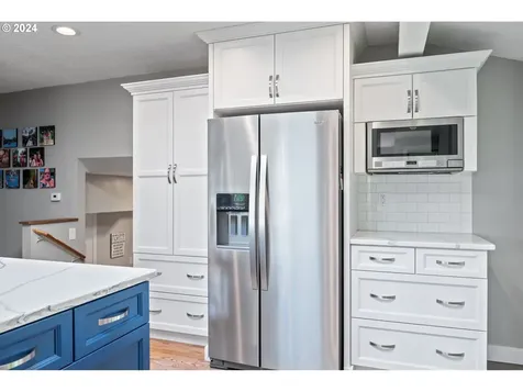 102 Montvale Way Longview WA 98632