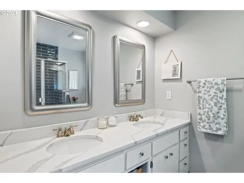 102 Montvale Way Longview WA 98632