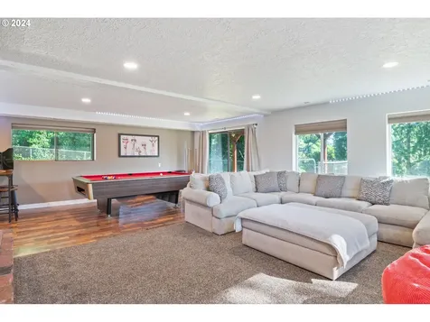 102 Montvale Way Longview WA 98632