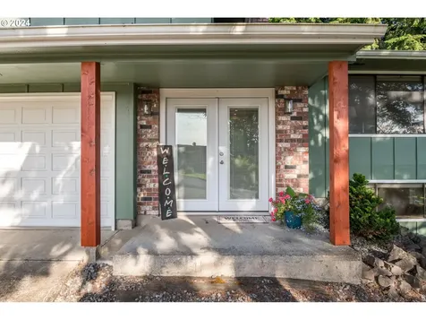 102 Montvale Way Longview WA 98632