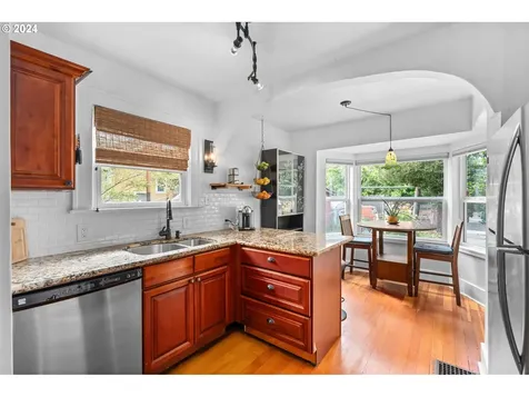 1415 Ne Webster Street Portland OR 97211