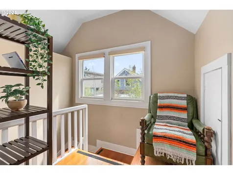 1415 Ne Webster Street Portland OR 97211