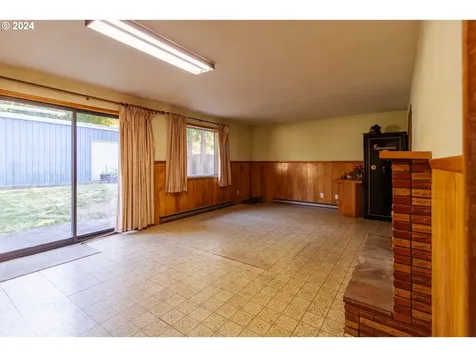1250 River Bend Road Nw Salem OR 97304