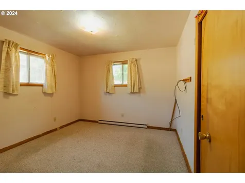 1250 River Bend Road Nw Salem OR 97304