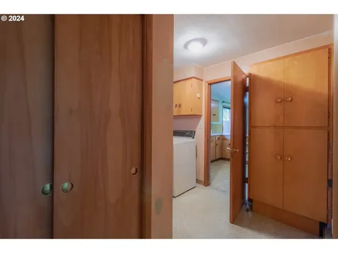 1250 River Bend Road Nw Salem OR 97304