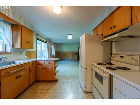 1250 River Bend Road Nw Salem OR 97304