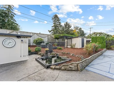 14230 NE Rose Parkway Portland OR 97230