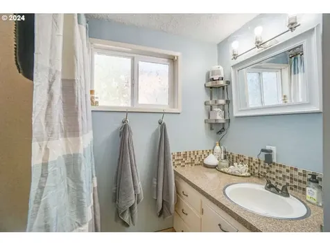 18816 NE Lucia Falls Road Yacolt WA 98675