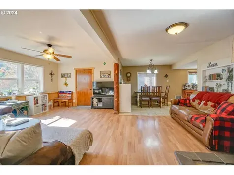 18816 NE Lucia Falls Road Yacolt WA 98675
