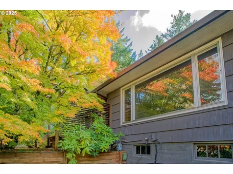 6312 SW Lesser Way Portland OR 97219