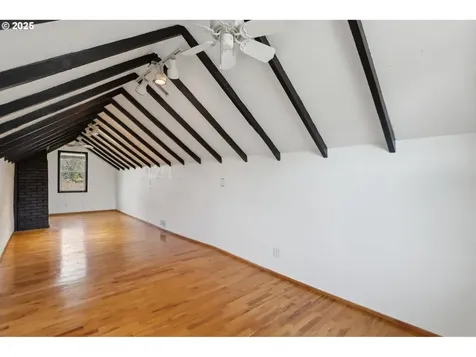 6012 NE 6th Avenue Portland OR 97211