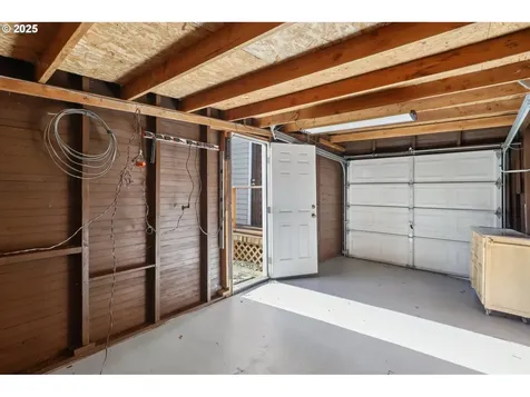 6012 NE 6th Avenue Portland OR 97211