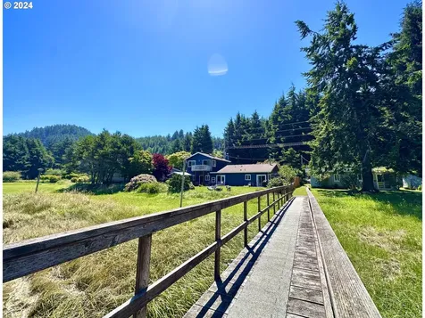 4587 E Alsea Highway Waldport OR 97394