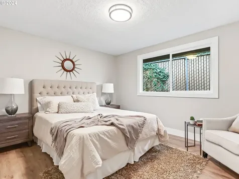 42 SE 74th Avenue Portland OR 97215