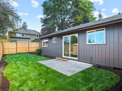 42 SE 74th Avenue Portland OR 97215