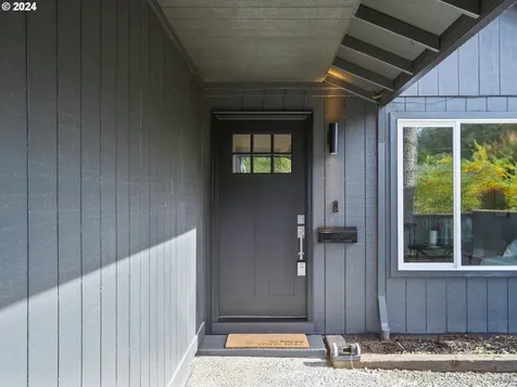 42 SE 74th Avenue Portland OR 97215