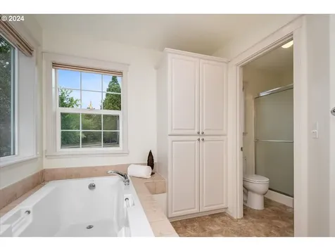 17278 NW Sandpines Lane Beaverton OR 97006