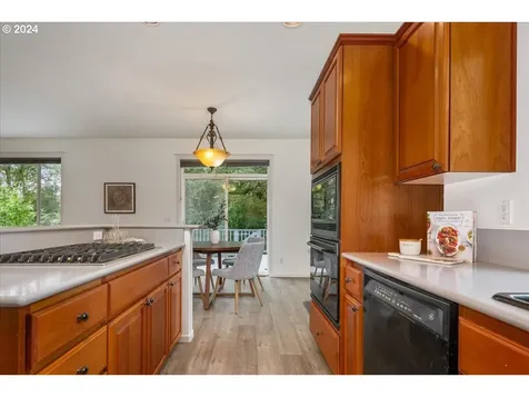 17278 NW Sandpines Lane Beaverton OR 97006