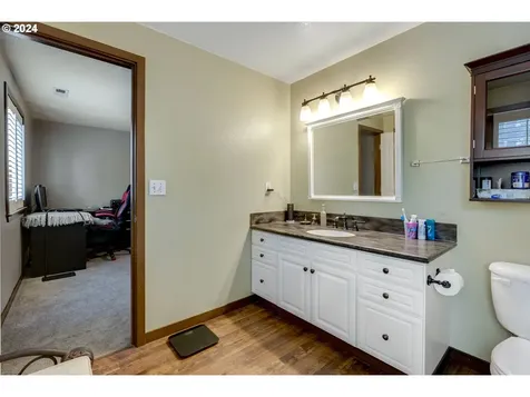 609 Se Acacia Lane Gresham OR 97080