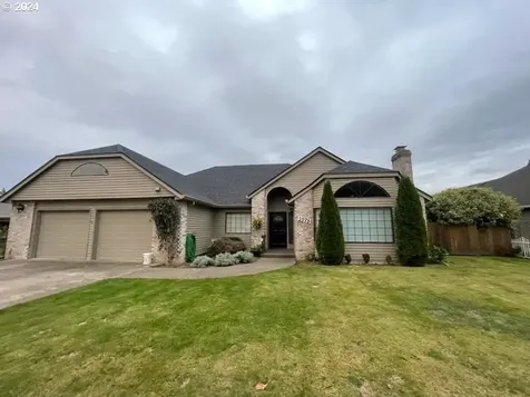 1078 N Grant Street Canby OR 97013