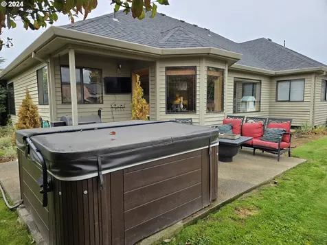 1078 N Grant Street Canby OR 97013
