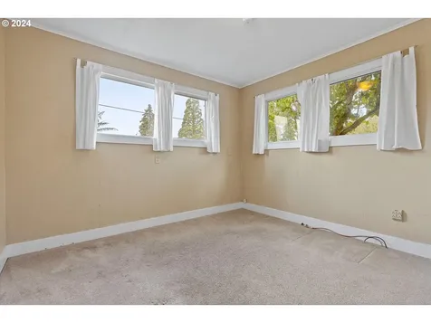 407 NW Zobrist Street Estacada OR 97023