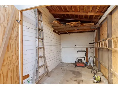 407 NW Zobrist Street Estacada OR 97023