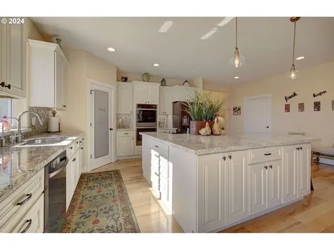 36403 NE 127th Avenue La Center WA 98629