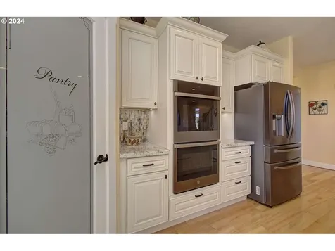 36403 NE 127th Avenue La Center WA 98629