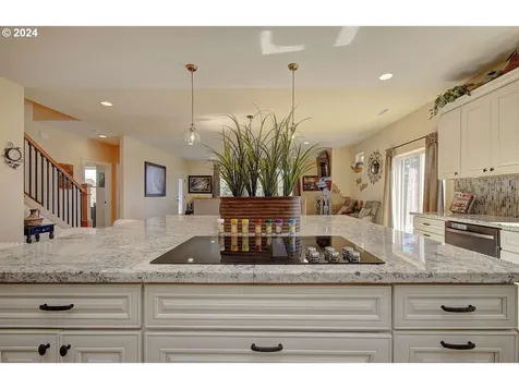 36403 NE 127th Avenue La Center WA 98629
