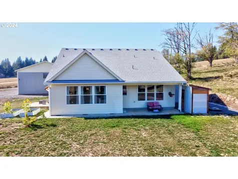 36403 NE 127th Avenue La Center WA 98629