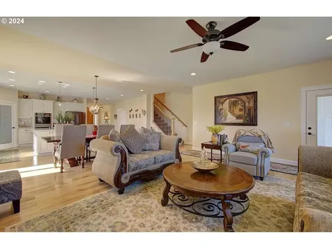 36403 NE 127th Avenue La Center WA 98629