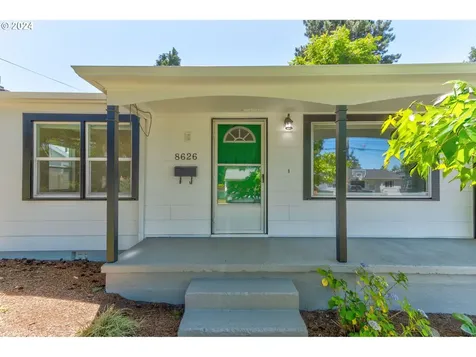 8626 Ne Thompson Street Portland OR 97220