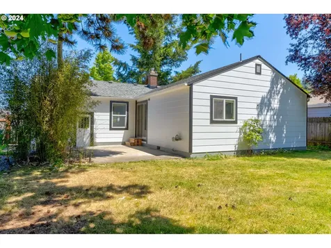 8626 Ne Thompson Street Portland OR 97220