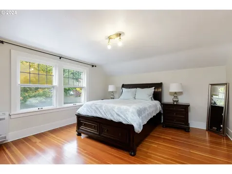 1935 N Willamette Boulevard Portland OR 97217