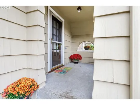 1935 N Willamette Boulevard Portland OR 97217
