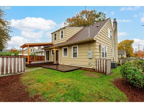 1935 N Willamette Boulevard Portland OR 97217