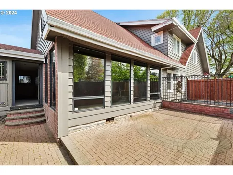 35 Se 32nd Avenue Portland OR 97214