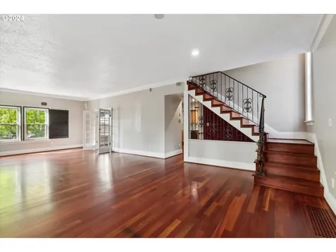 35 Se 32nd Avenue Portland OR 97214