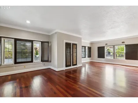 35 Se 32nd Avenue Portland OR 97214