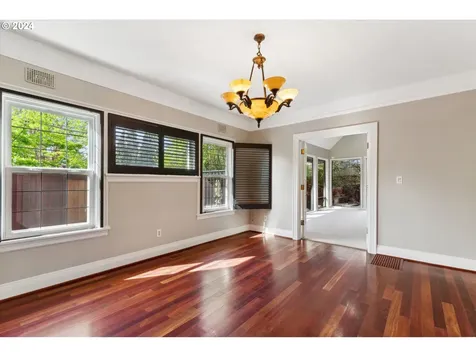 35 Se 32nd Avenue Portland OR 97214