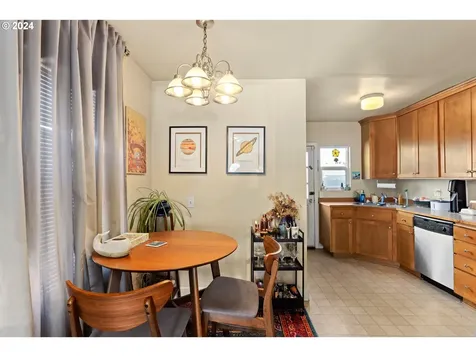 2808 E 25th Street Vancouver WA 98661