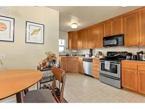 2808 E 25th Street Vancouver WA 98661