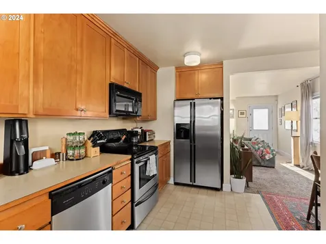 2808 E 25th Street Vancouver WA 98661