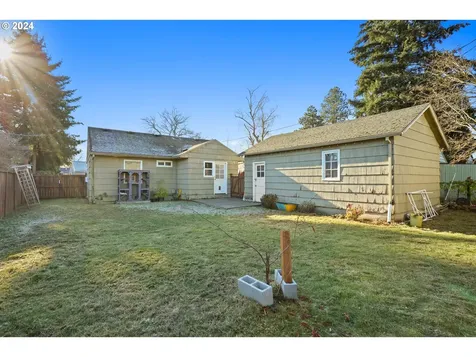 2808 E 25th Street Vancouver WA 98661