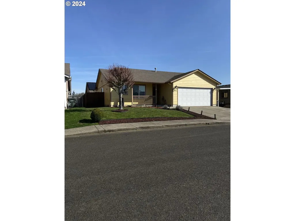 1036 Molokai Street Se Salem OR 97317