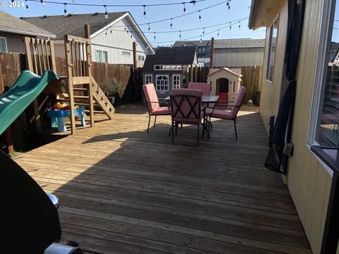 1036 Molokai Street Se Salem OR 97317
